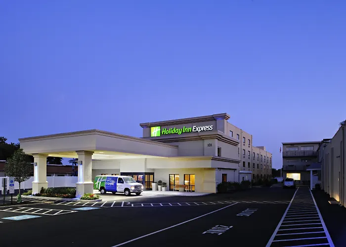 Holiday Inn Express Philadelphia Airport