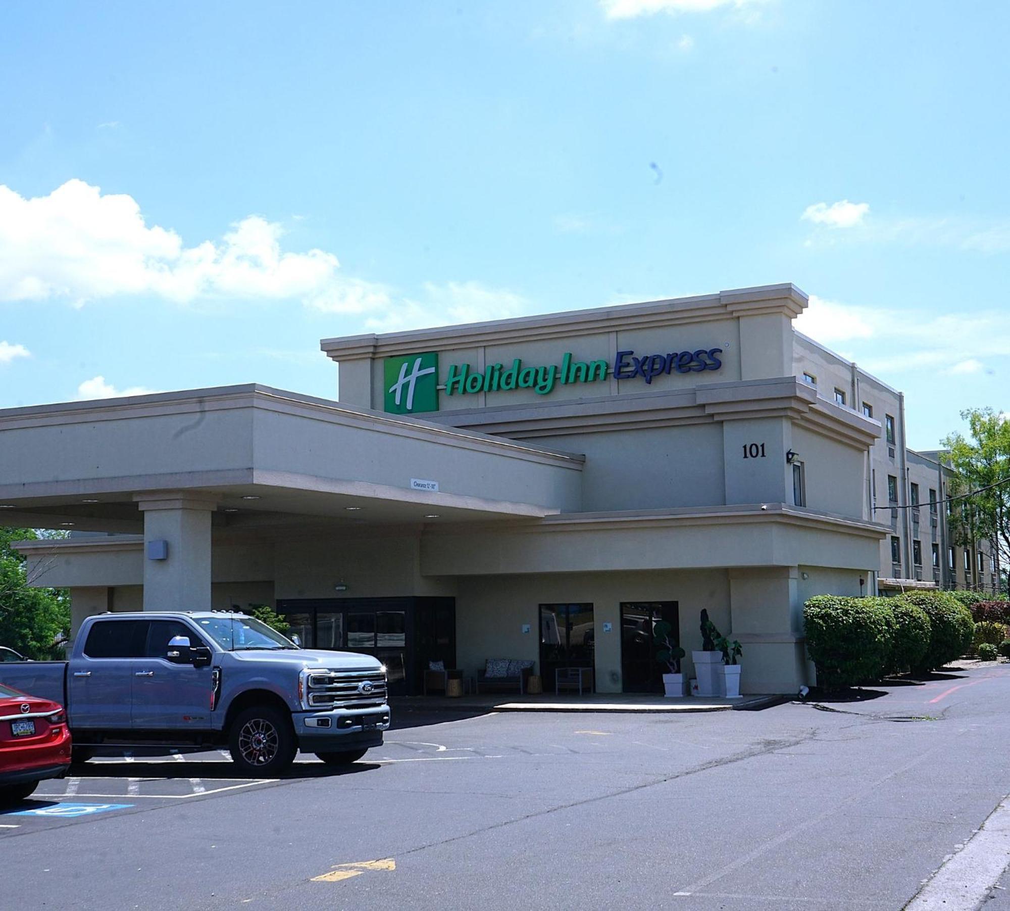 Express Philadelphia Airport By Ihg Hotel 2*